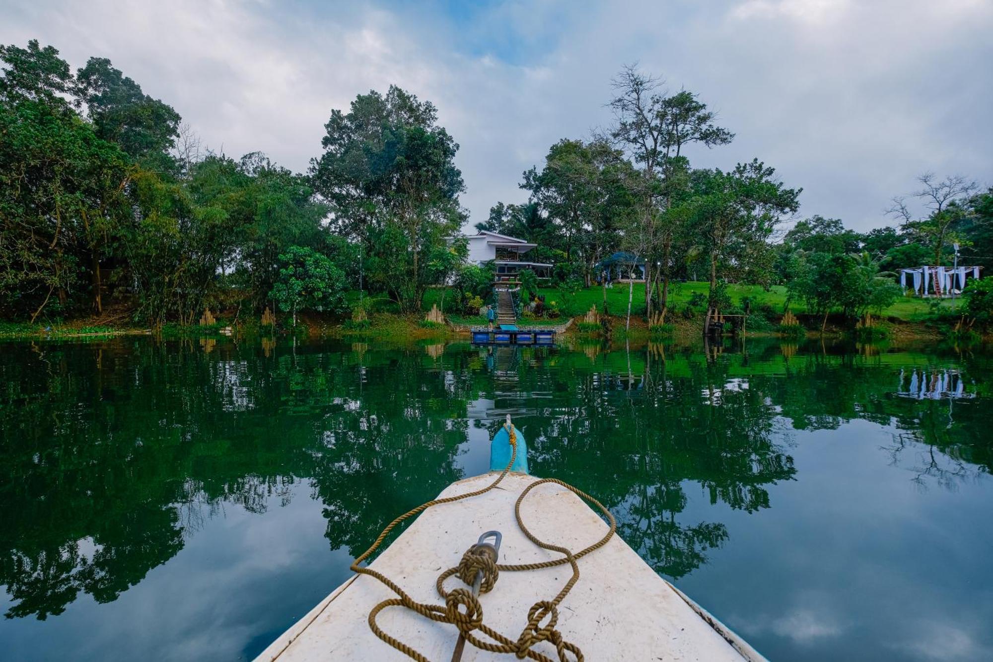 Almost Heaven Lake Resort By Cocotel Cavinti Luaran gambar